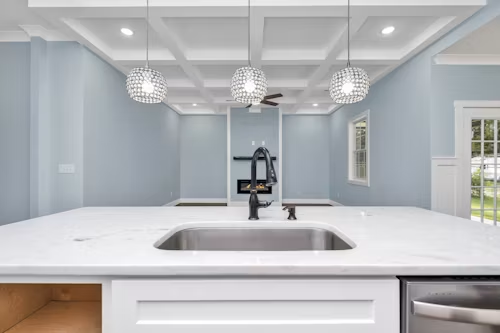 Affordable Quartz Countertop Ideas That Don’t Compromise Style